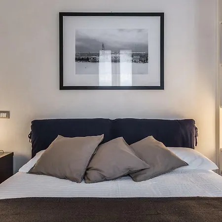 Apartment Ca' Pantalon Terrace Venedig