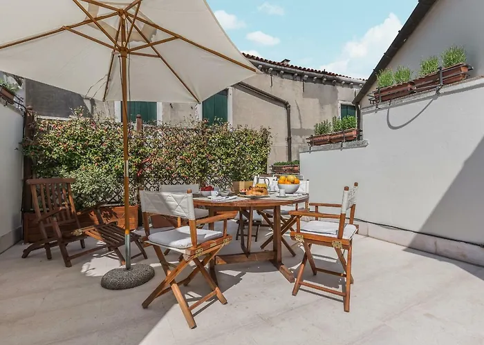 Ca' Pantalon Terrace * Венеция